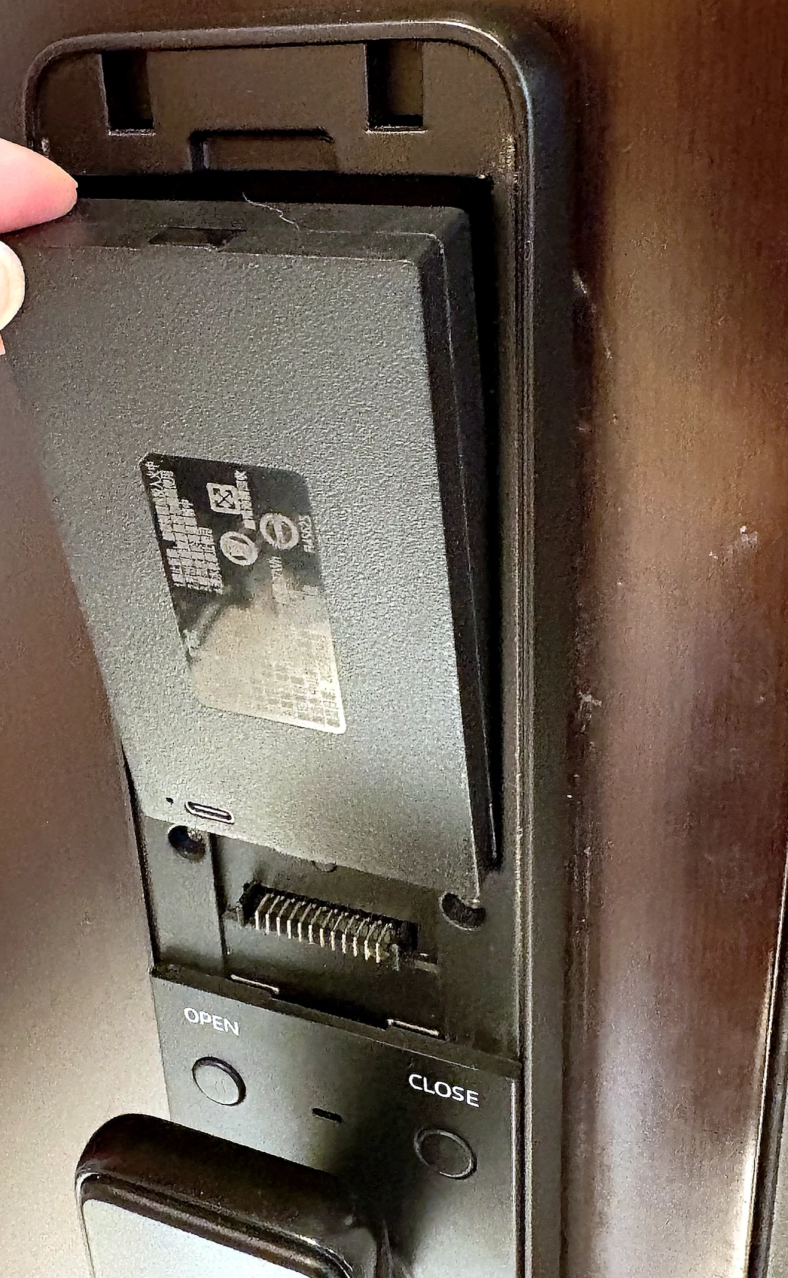 電子鎖電池安裝與日常保養